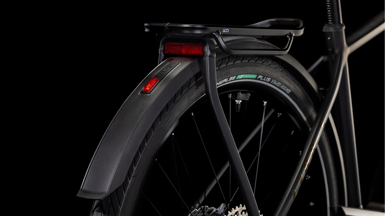 Cube Kathmandu Hybrid EXC 800 black´n´prism – Bild 5